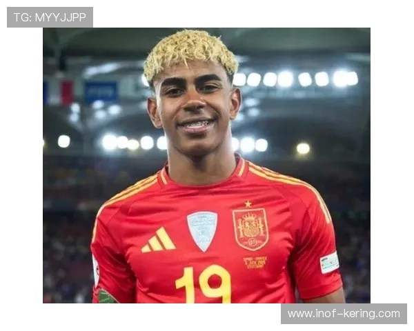 罗伯特·莱万多夫斯基:从足球天才到世界级球员的成长之路 罗伯特·莱万多夫斯基:从足球天才到世界级球员的成长之路